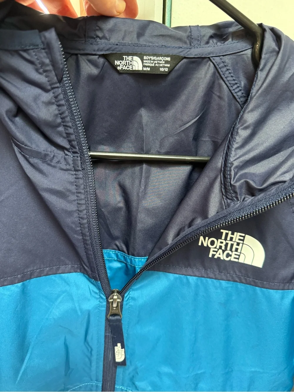 The North Face Blue Hooded Windbreaker Jacket Boys Size 10/12